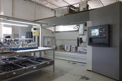 木上山水 參觀雪鐵龍C6真木飾板供應商